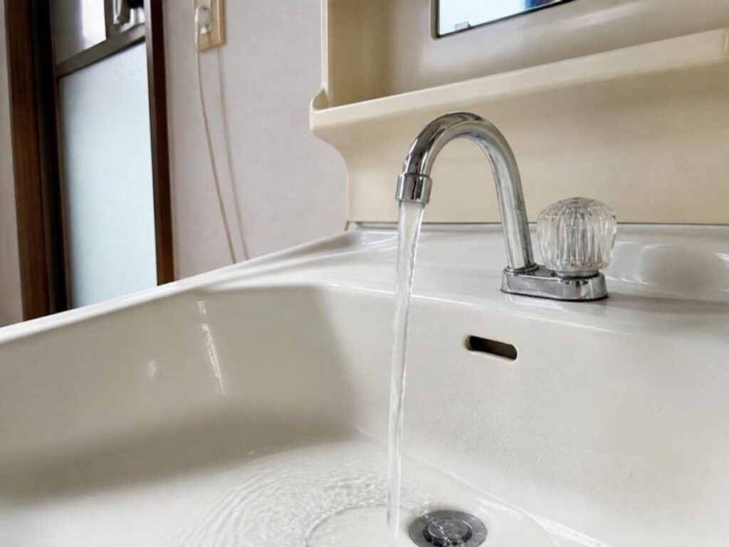 ⑤ 洗面所の水出しにおいもなし◎